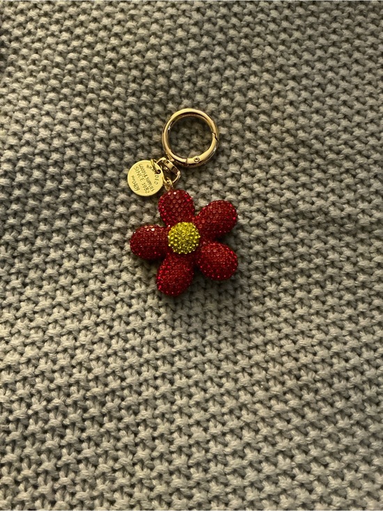 Accessories - Gold-Tone Red Flower Crystal Keychain with Yellow Center absolutely gorgeous 😍